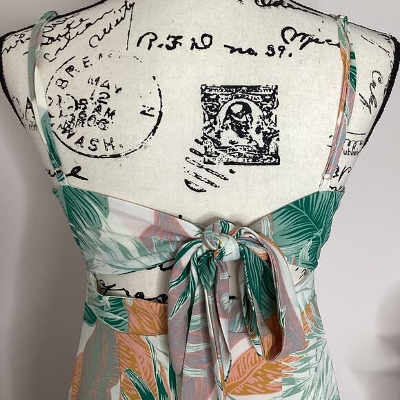 Blue Blush Tropical Print Jumpsuit Sleeveless Spaghetti Straps Cropped Wide Leg - Picture 3 of 15